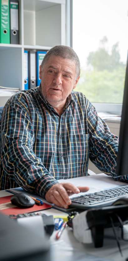 Peter Breyhahn senden, zuständig für Finanzbuchhaltung, Jahresabschlüsse und Steuererklärungen