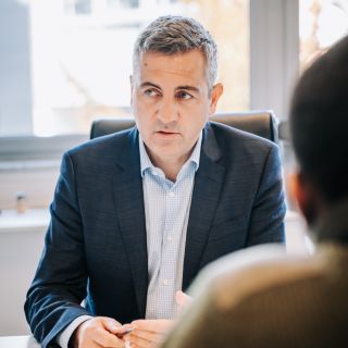 Beratungsgespräch mit einem Steuerexperten